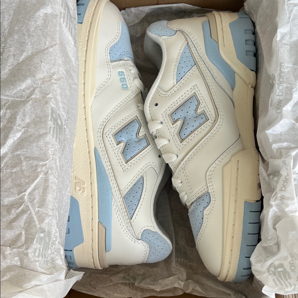 New Balance Kids Sneakers - Cream and Blue